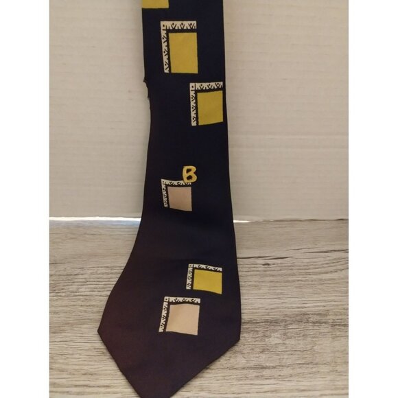 Vintage Beau Brummell Rayon Tie With Yellow & Beige Square Pattern - Picture 3 of 4